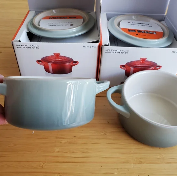 2 New Le Creuset Mini Round Cocotte - Picture 3 of 5